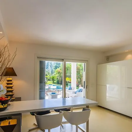 -villa With Swimming Pool Dei Marmi- Villa