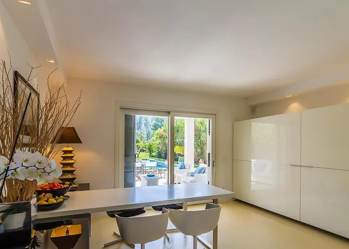 -villa With Swimming Pool Dei Marmi- Villa